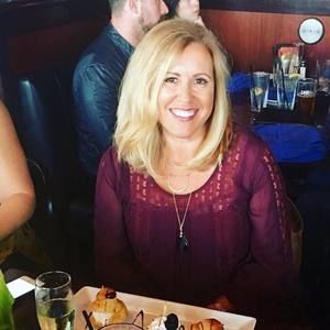 Meet your Posher, Suzanne